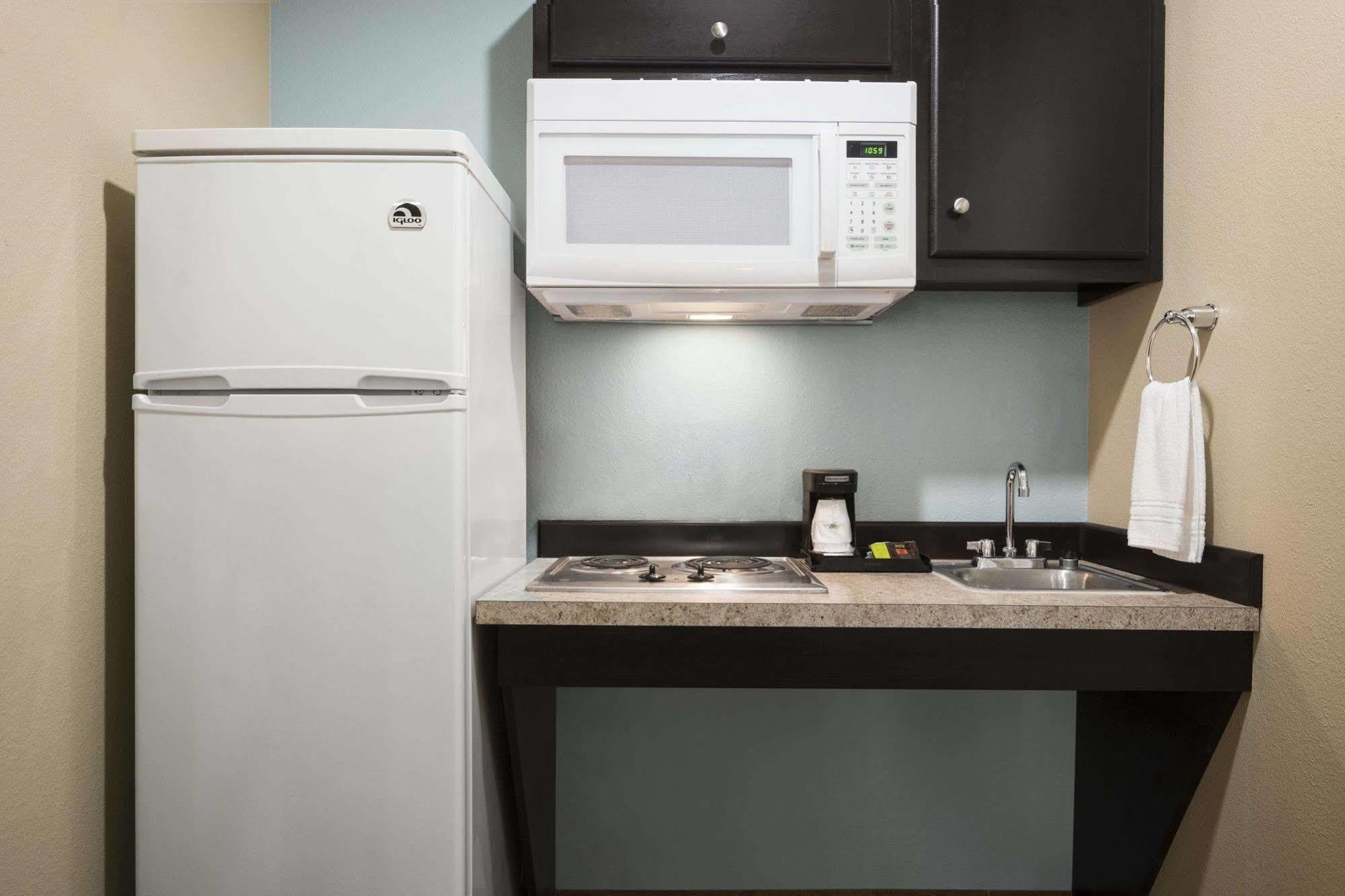 Days Inn Pearsall Εξωτερικό φωτογραφία
