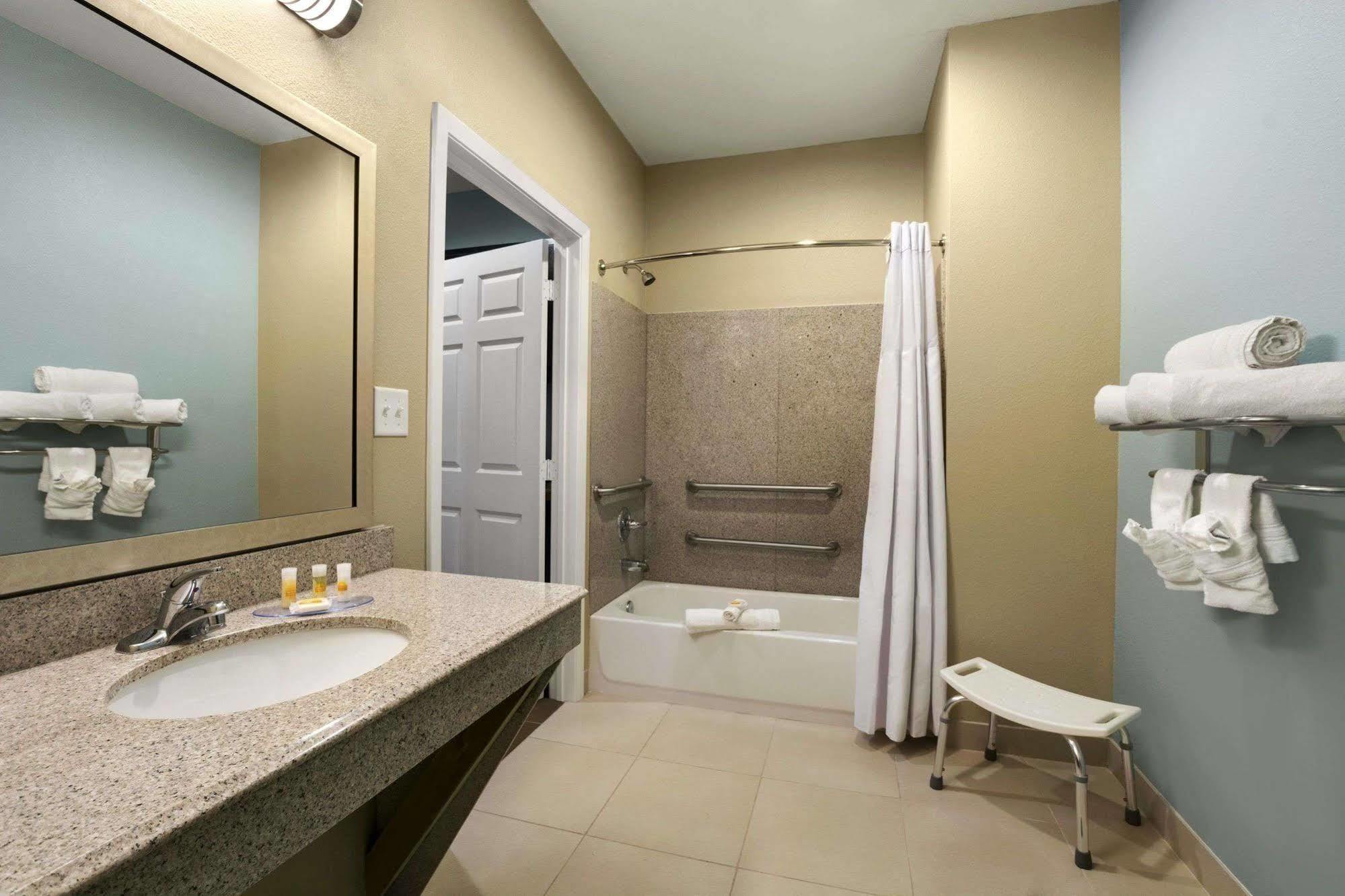 Days Inn Pearsall Εξωτερικό φωτογραφία