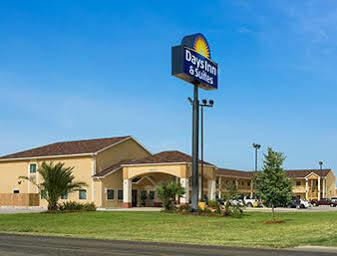 Days Inn Pearsall Εξωτερικό φωτογραφία